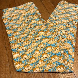 LuLaRoe Toy Story Disney Alien Leggings TC